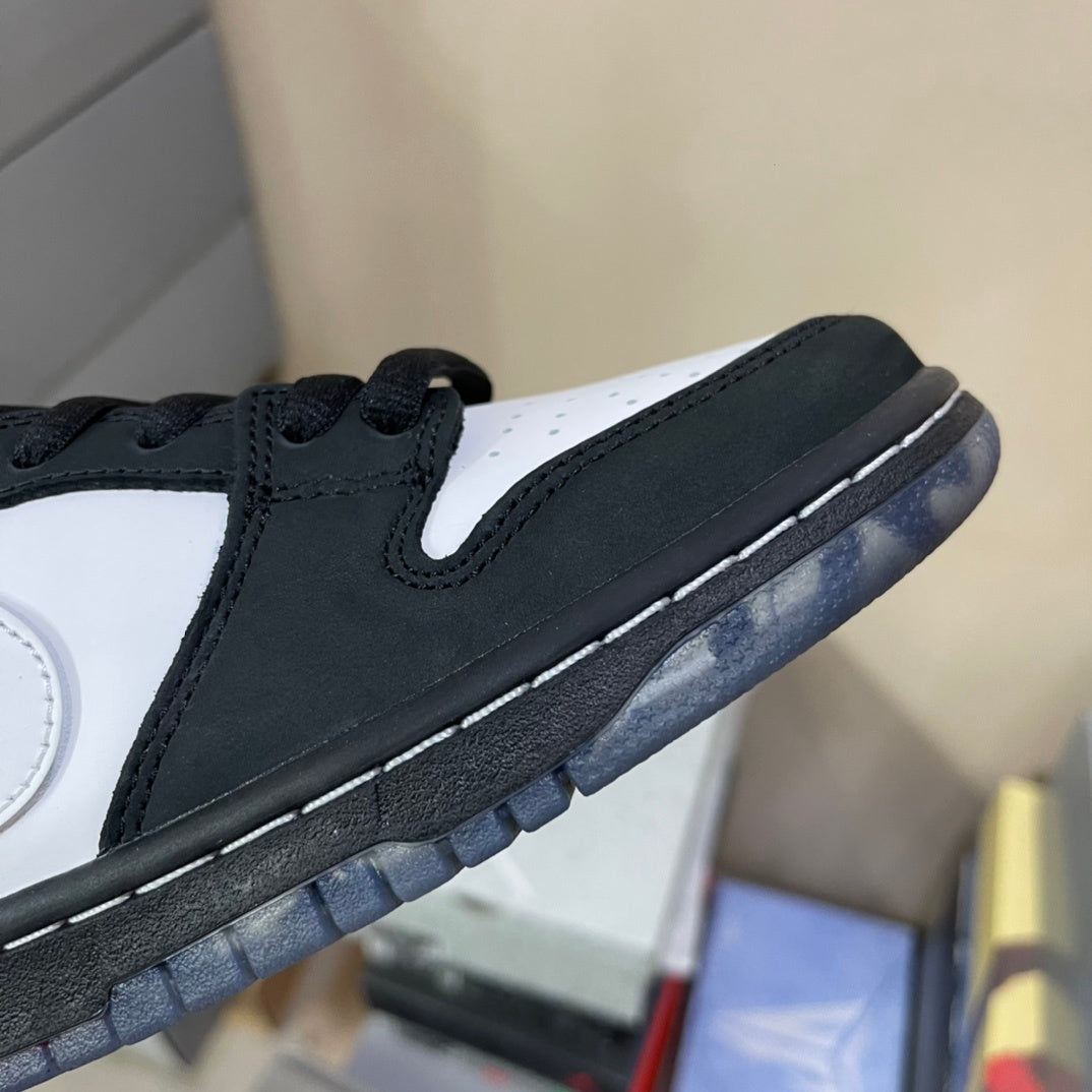 Nike SB Dunk Low Staple "Panda Pigeon"