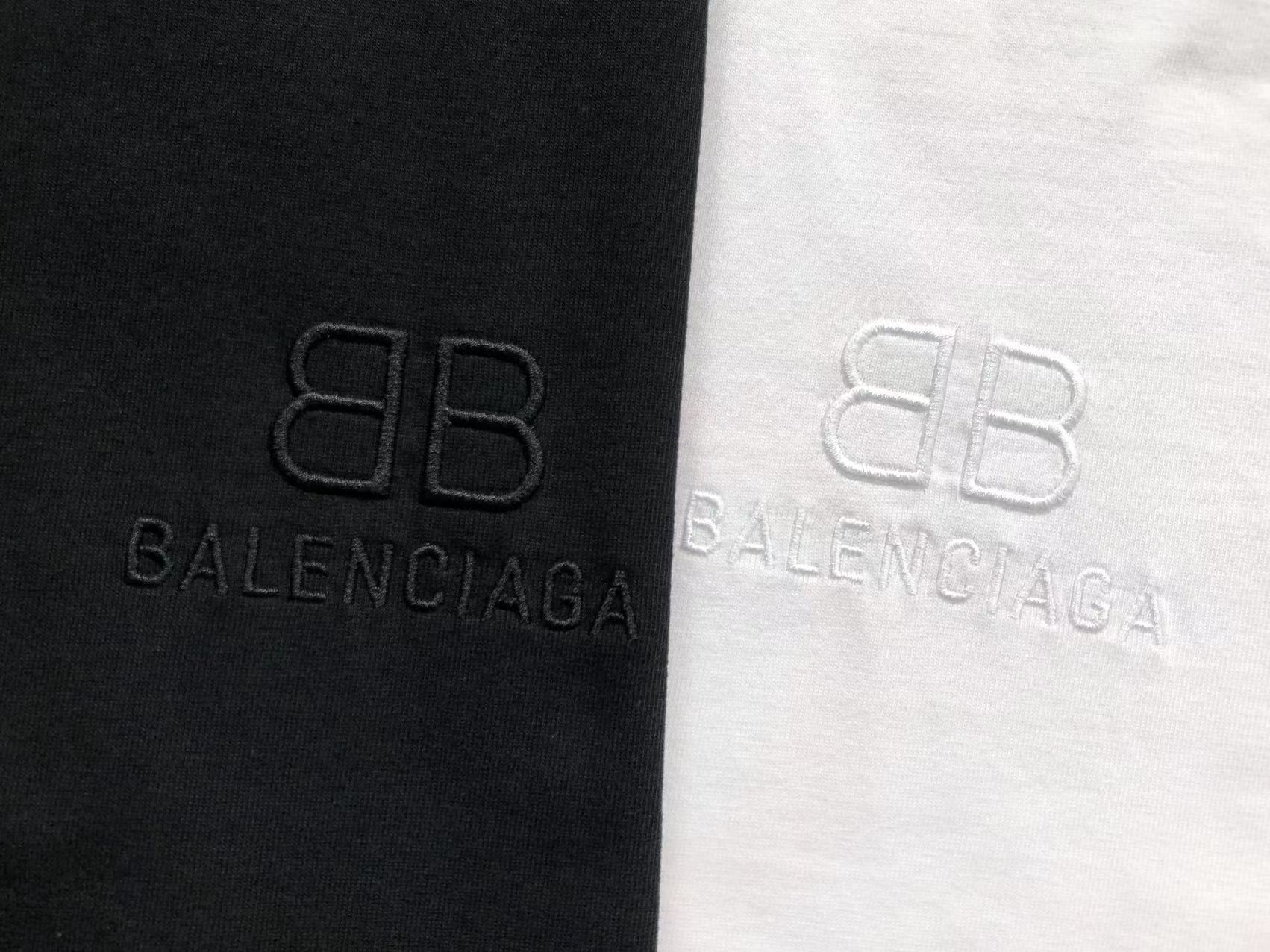 Balenciaga BB Spray Tee