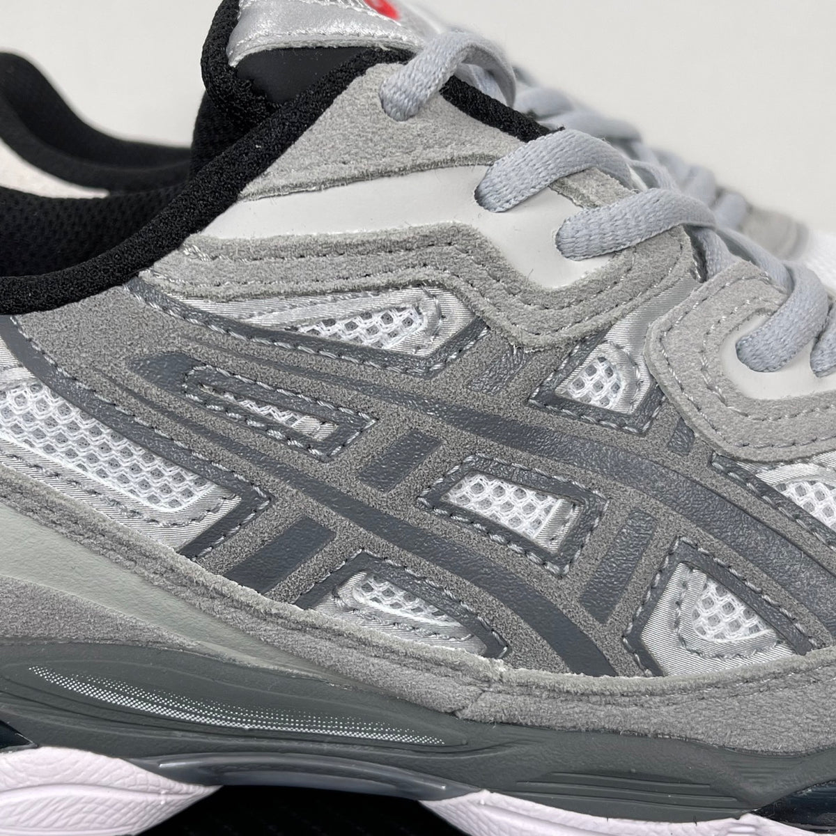ASICS GEL-NYC White / Steel Grey