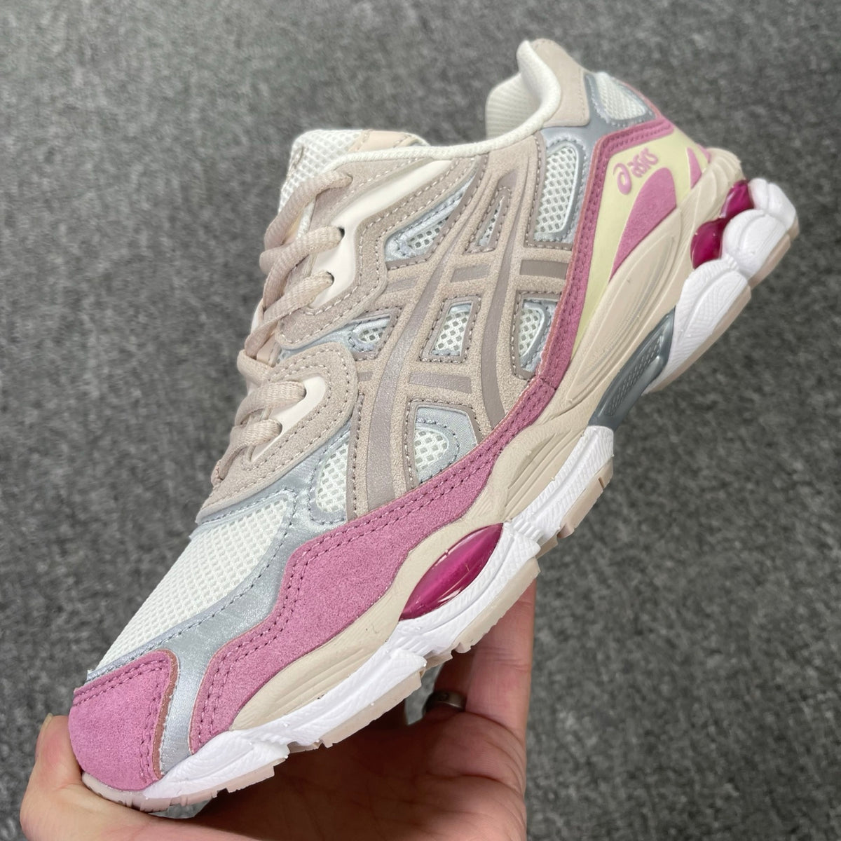 ASICS GEL-NYC Cream/Mineral Beige/Pink