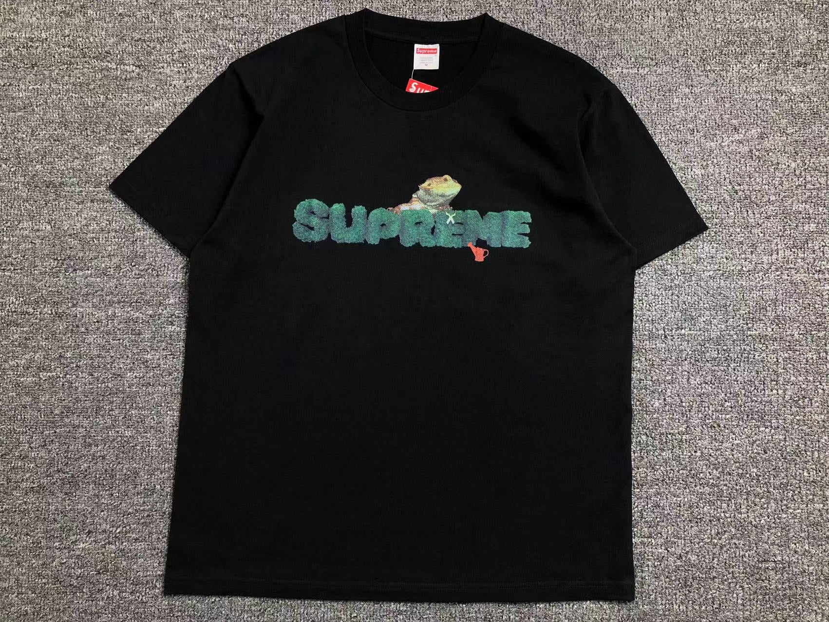 Supreme Mixed Tees