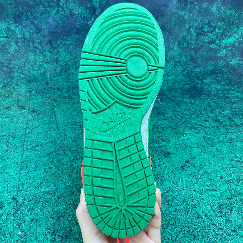 Nike x Off-White Dunk Low "Pine Green"