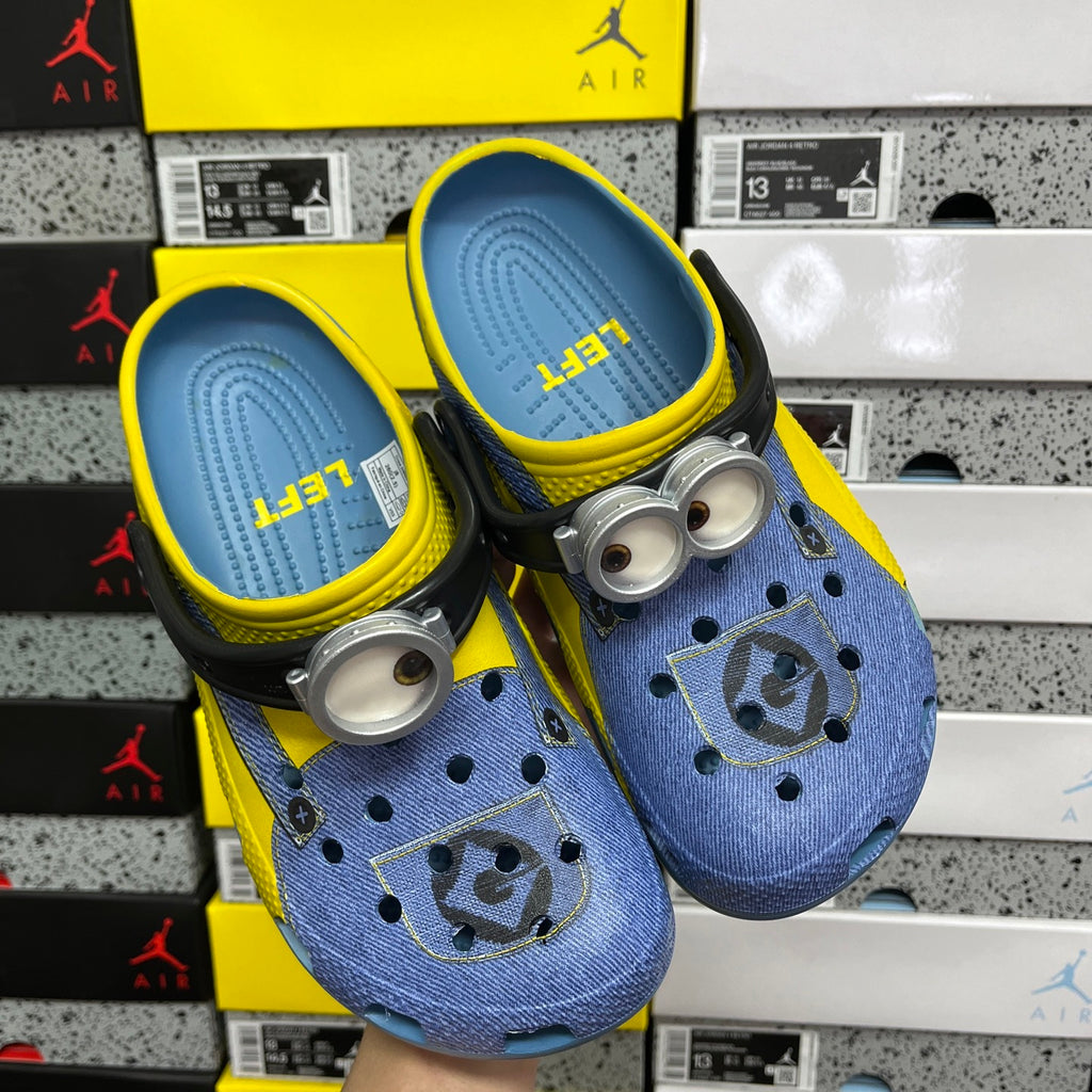 Crocs Minions Clogs
