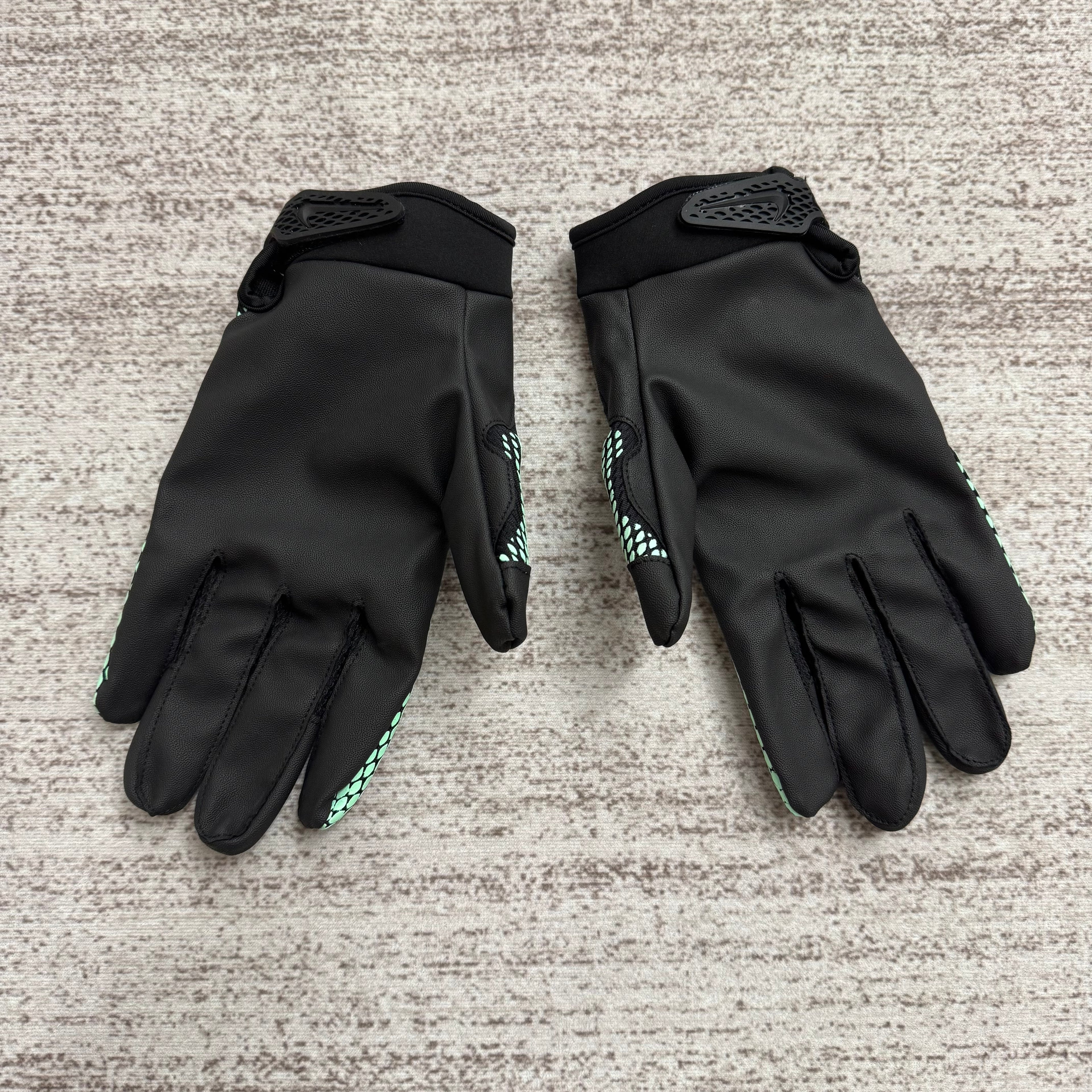 Nike x NOCTA L'Art Gloves Multicolor