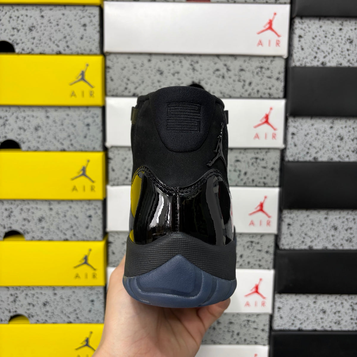 Air Jordan 11 Retro "Cap and Gown"