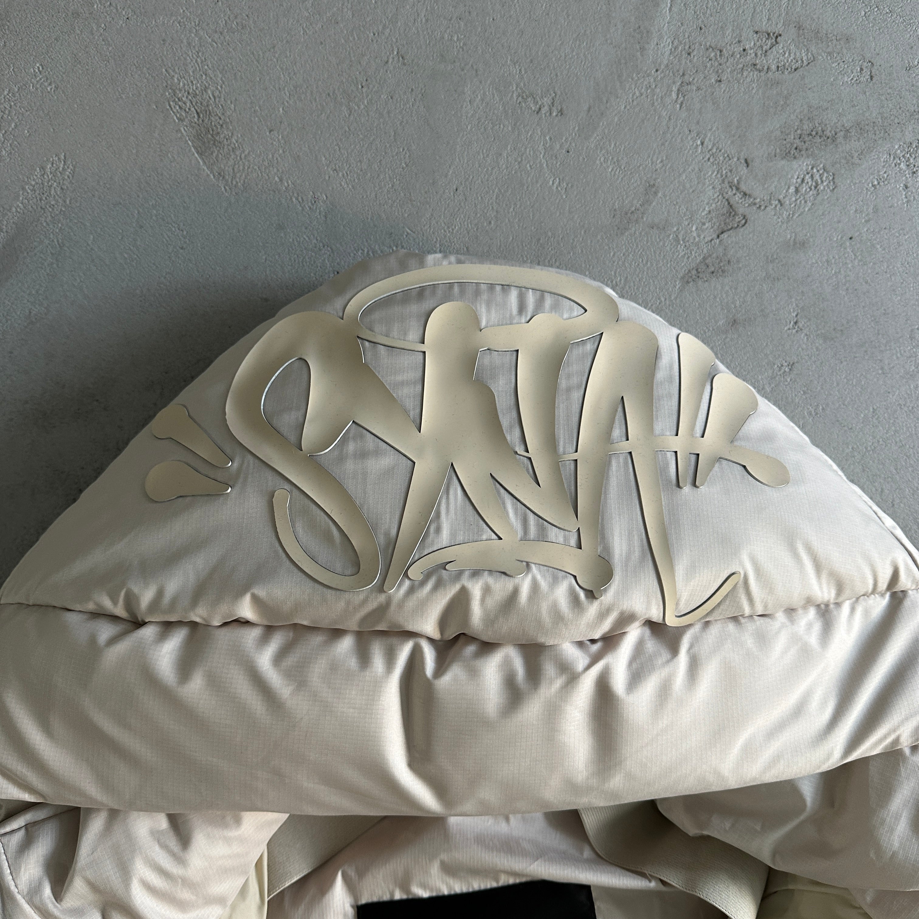 Syna Puffer Jackets