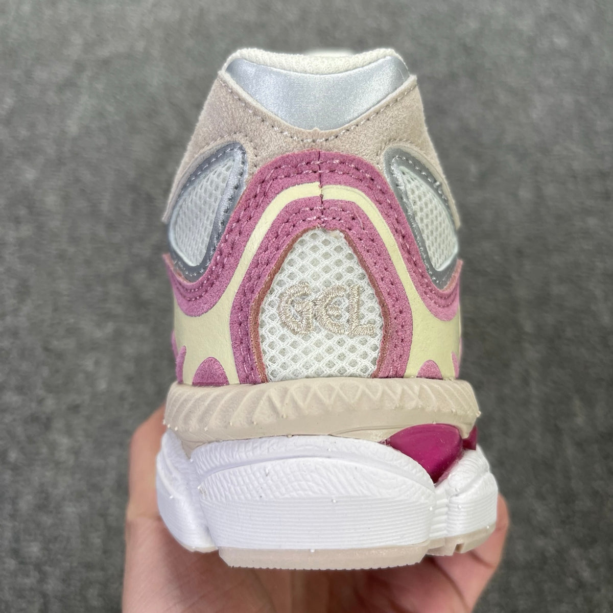 ASICS GEL-NYC Cream/Mineral Beige/Pink