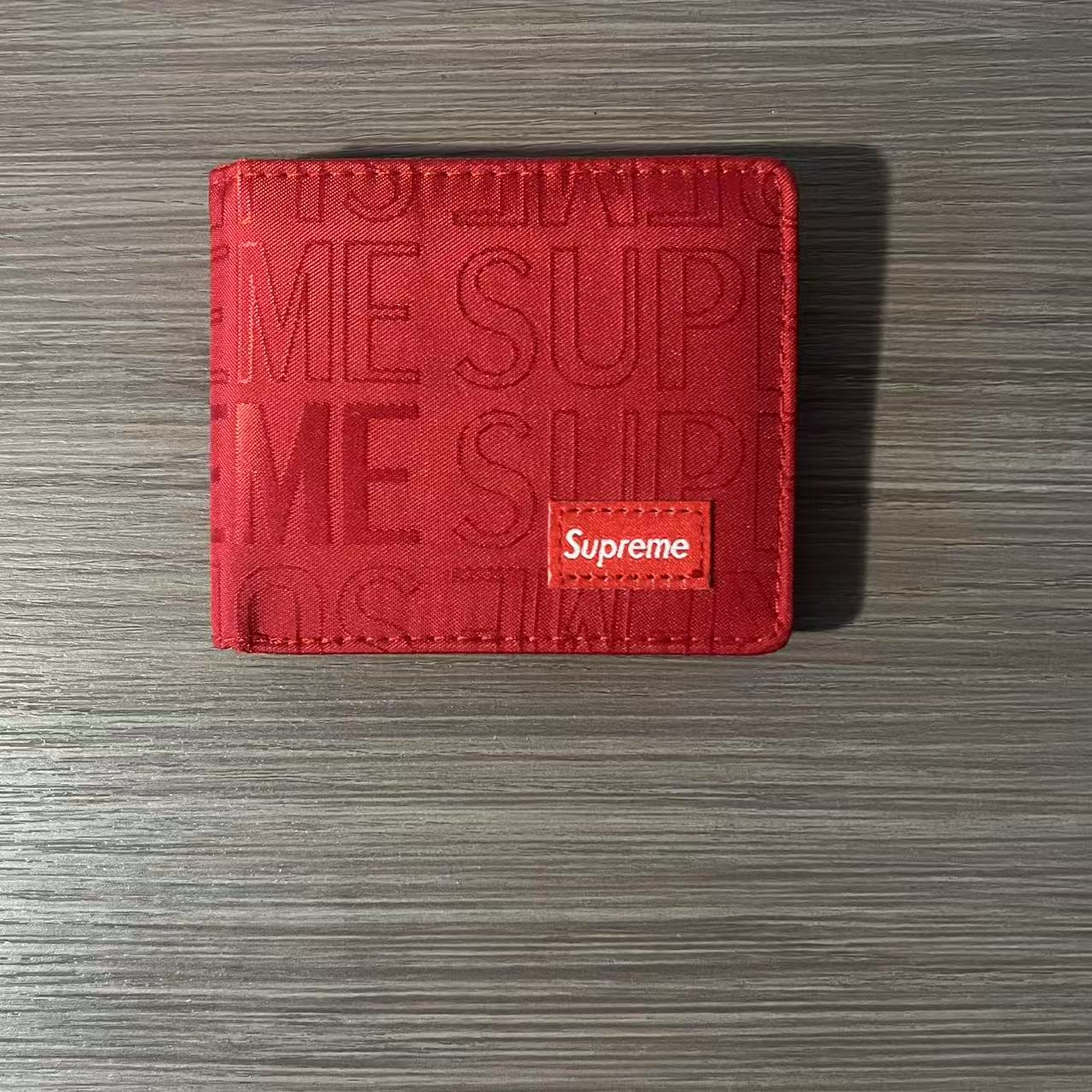 Supreme SS19 Wallet