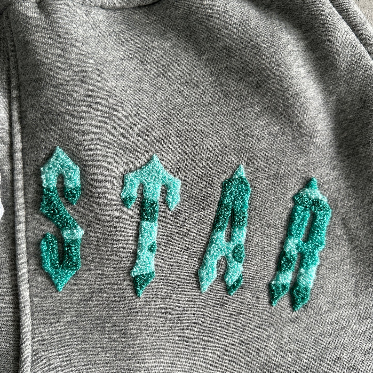 Trapstar Irongate Chenille Arch Hoodie Tracksuit