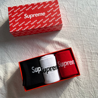 Supreme Socks