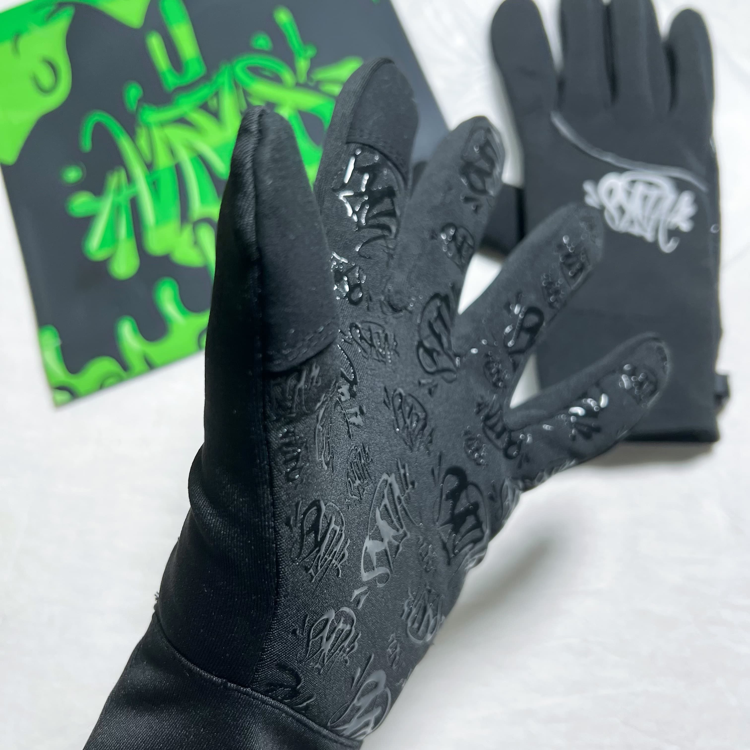 Syna No-trace Gloves
