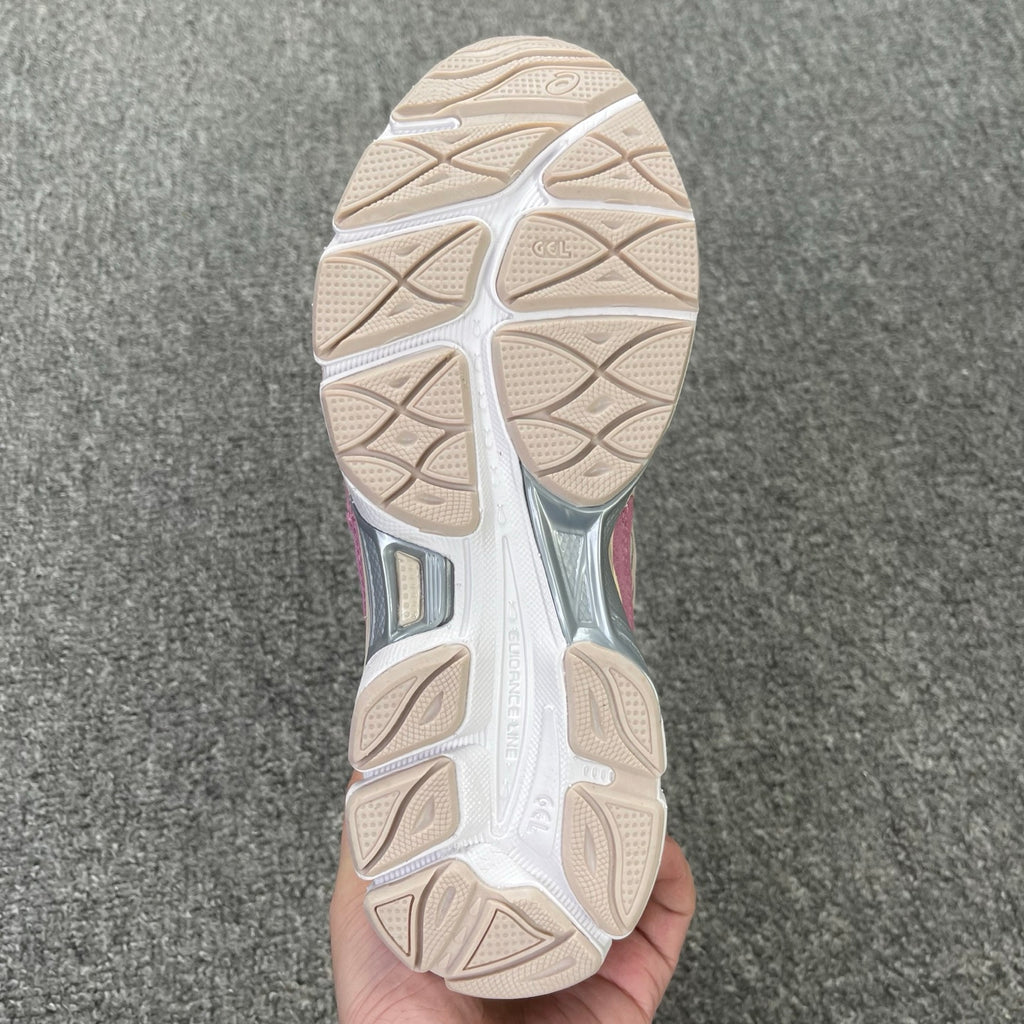 ASICS GEL-NYC Cream/Mineral Beige/Pink