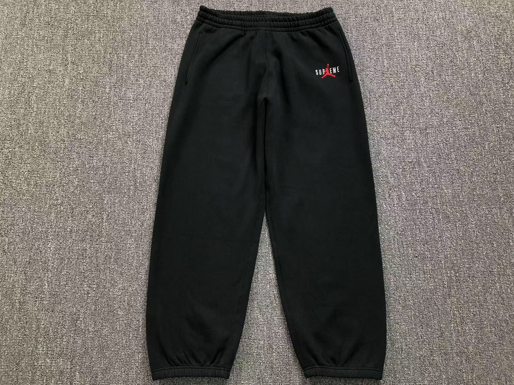 Supreme x Air Jordan Black Sets