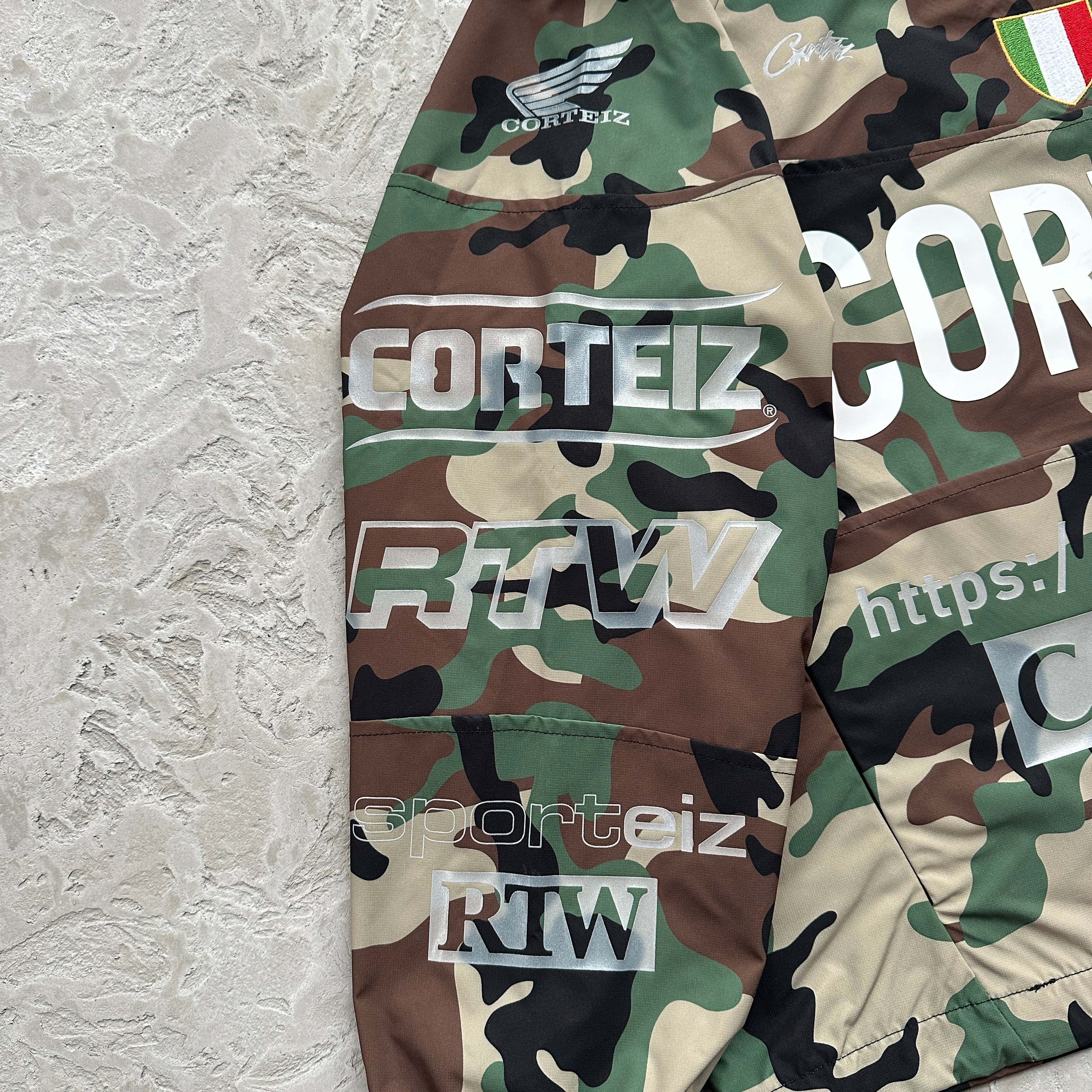 Corteiz Sponsors Training Pullover