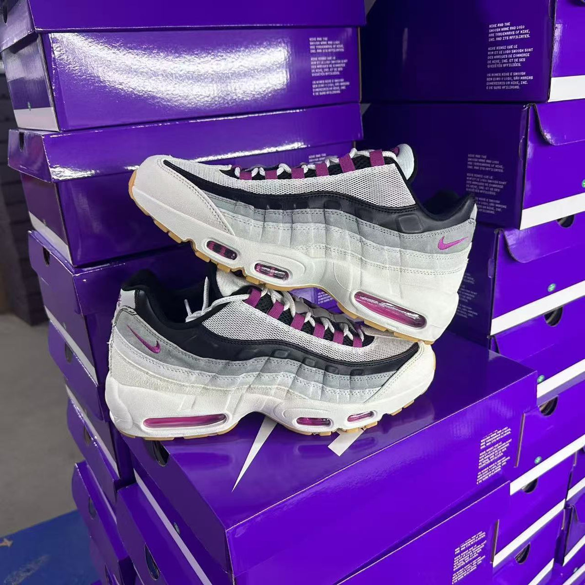 Nike SB Air Max 95 'Summit White and Cactus Flower'
