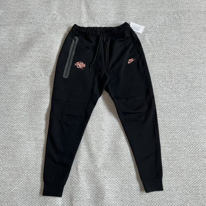 Syna x Nike Techfleece Set