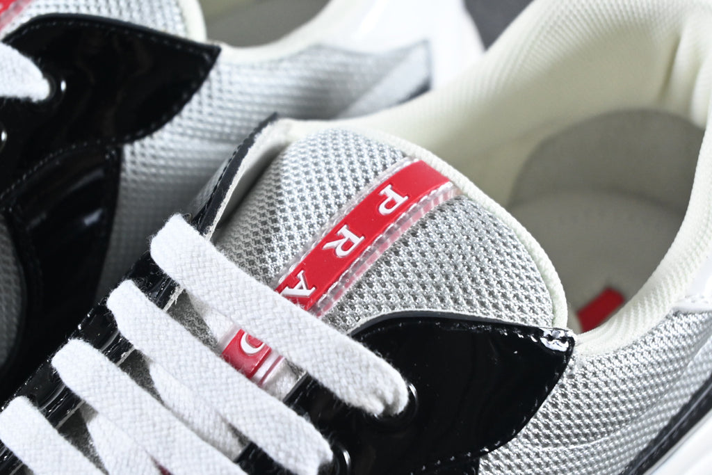 Prada America's Cup Half Black/White