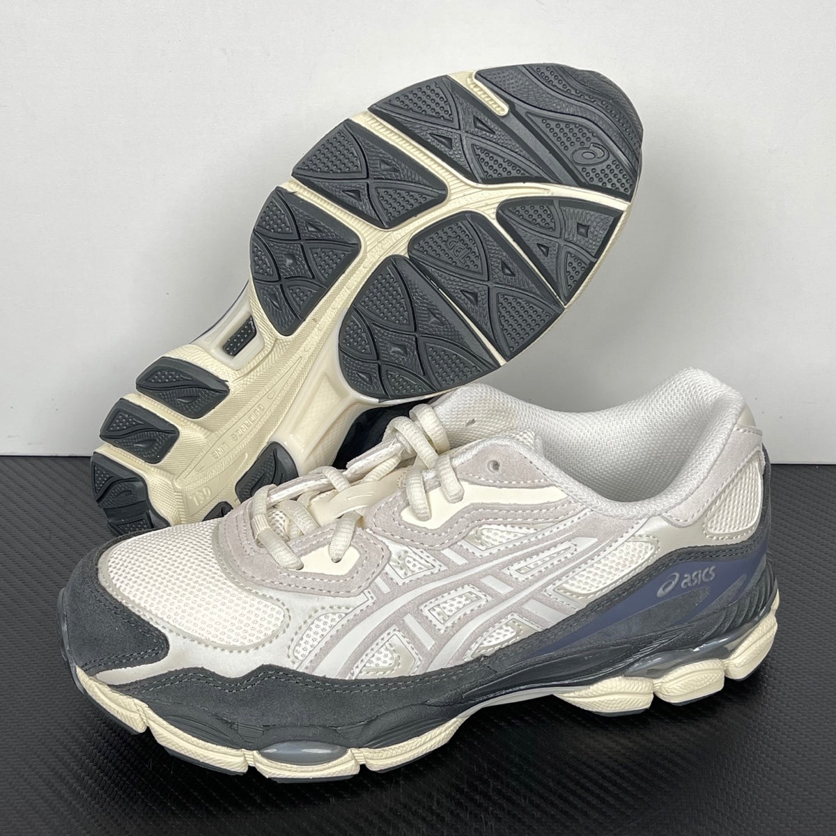 ASICS GEL-NYC White / Smoke Grey