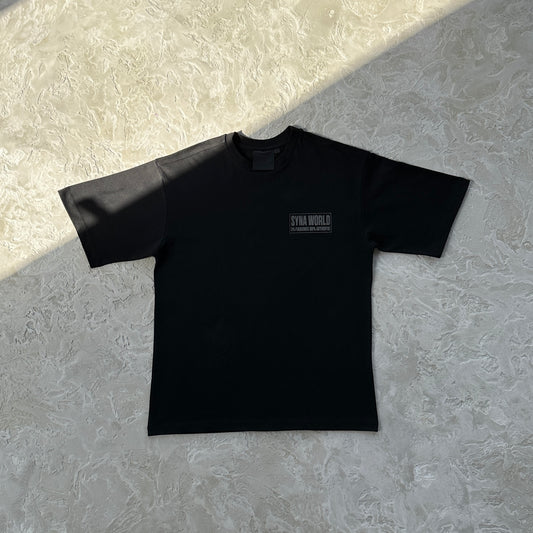 Syna 'Disclaimer' Tee
