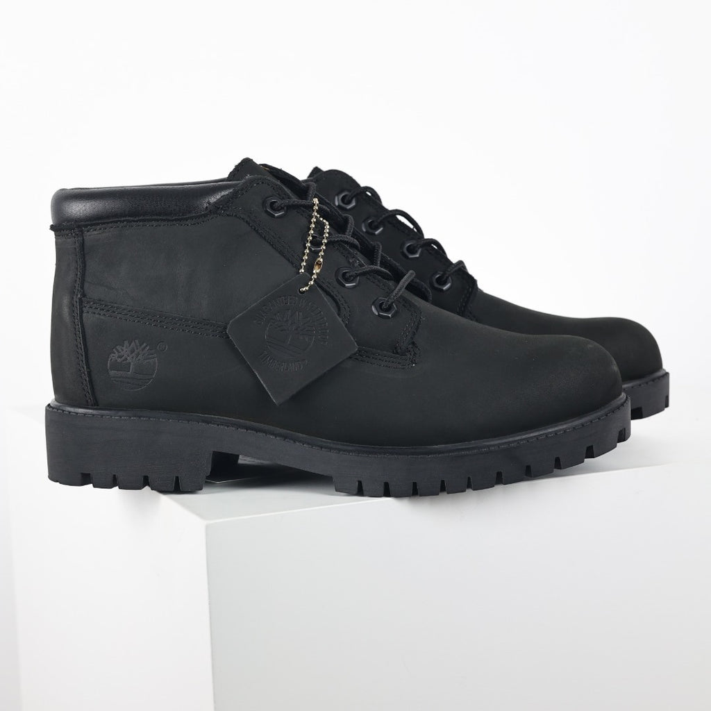 Timberland Premium Mid Lace-Up Chukka boots