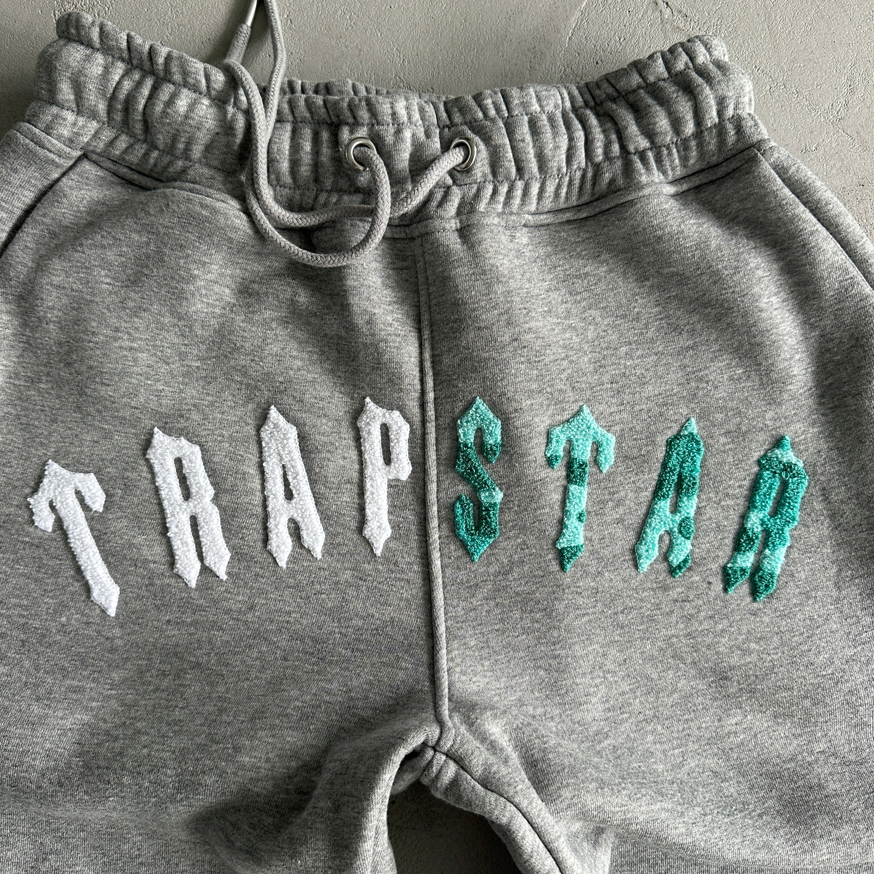 Trapstar Irongate Chenille Arch Hoodie Tracksuit