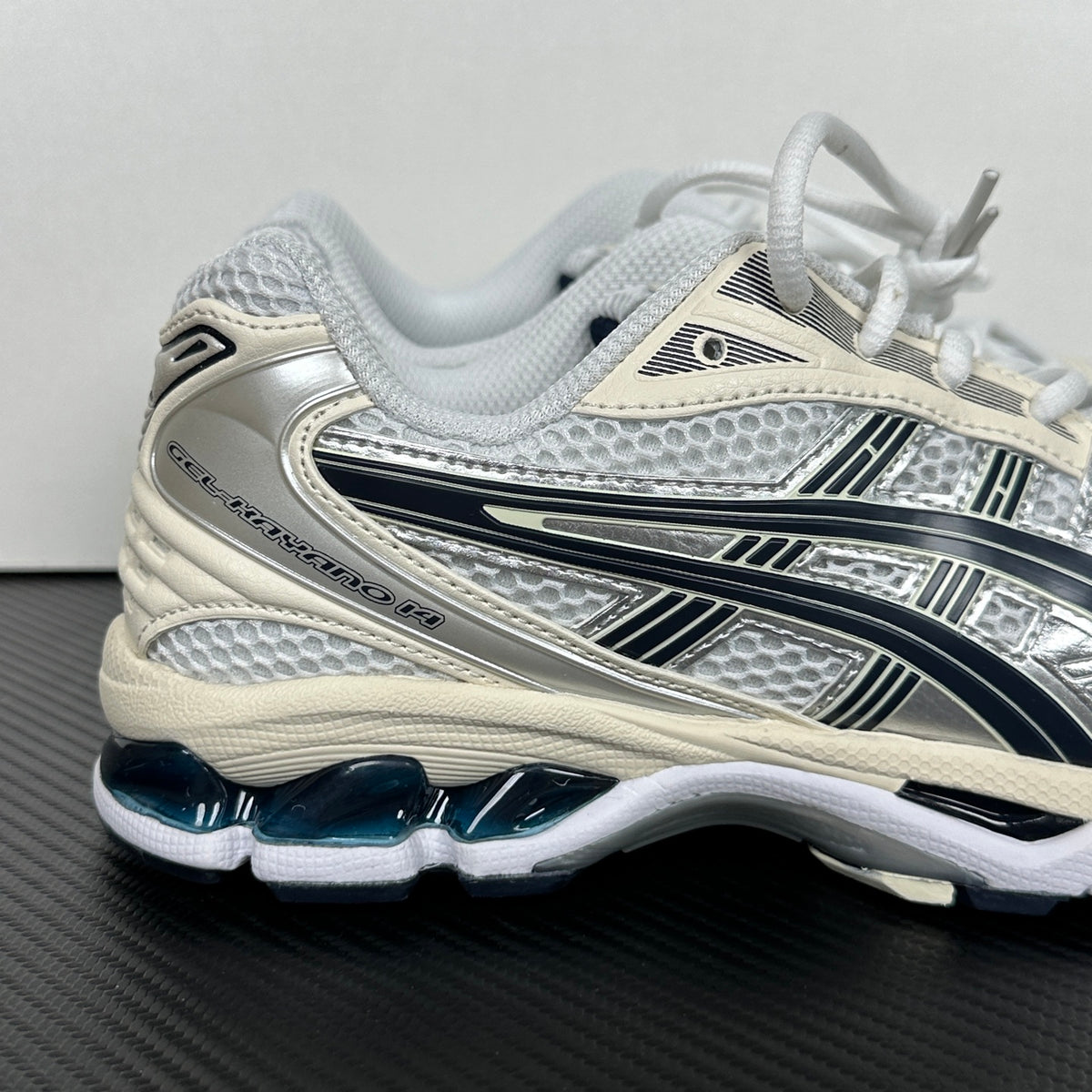 ASICS Gel-Kayano 14 Silver OYSTER WHITE/STEEPLE GREY