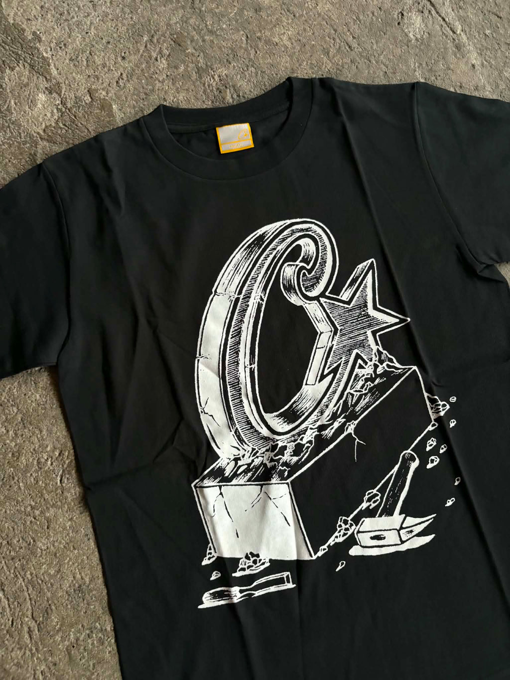 Corteiz Chisel Tee (ON-HAND)