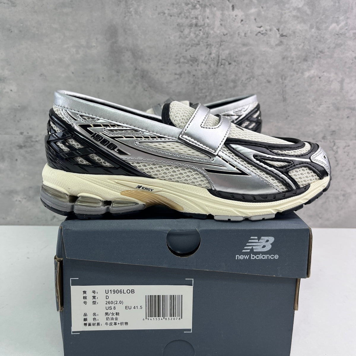 New Balance 1906L "Silver Metallic / Black"