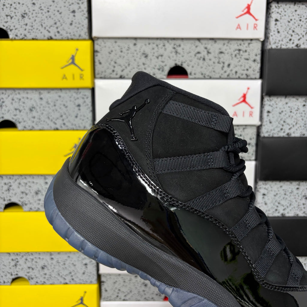 Air Jordan 11 Retro "Cap and Gown"