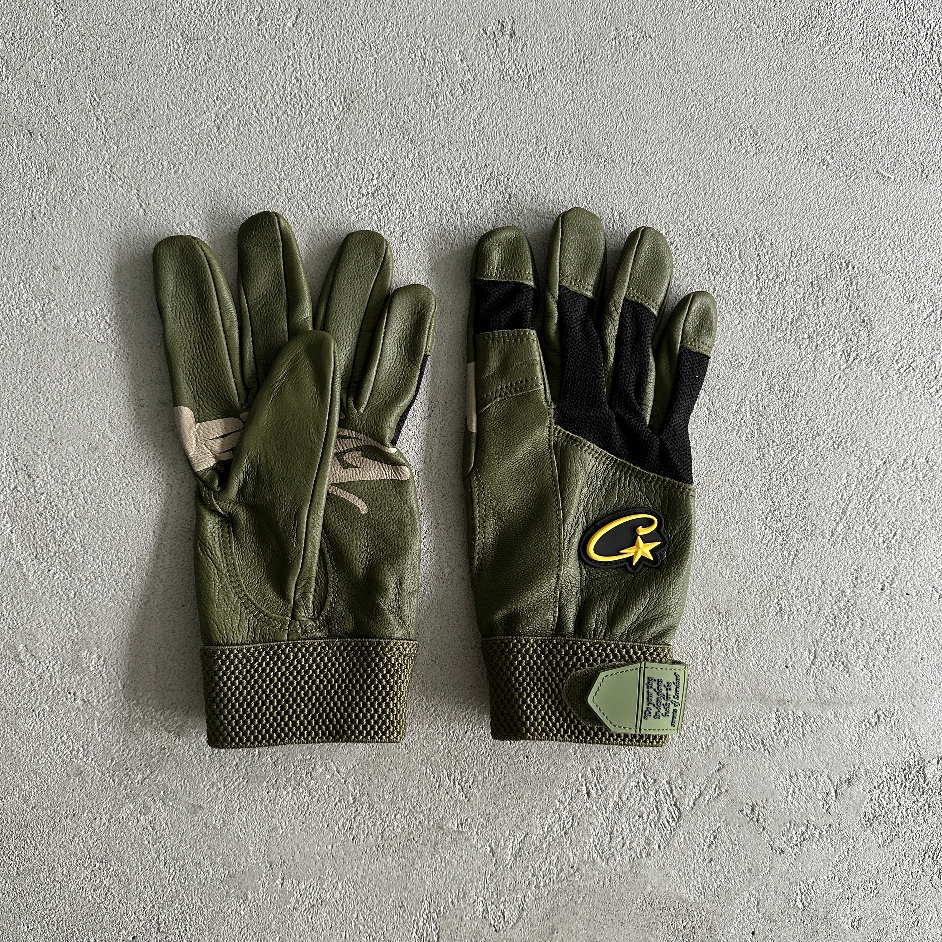 Corteiz Leather Gloves