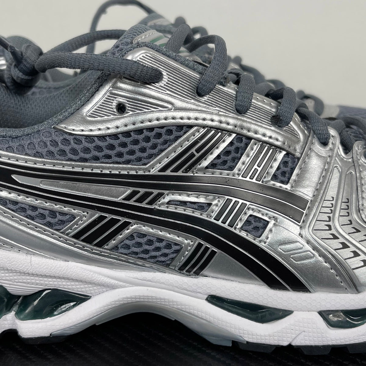 ASICS Gel-Kayano 14  Metallic Gray/Black