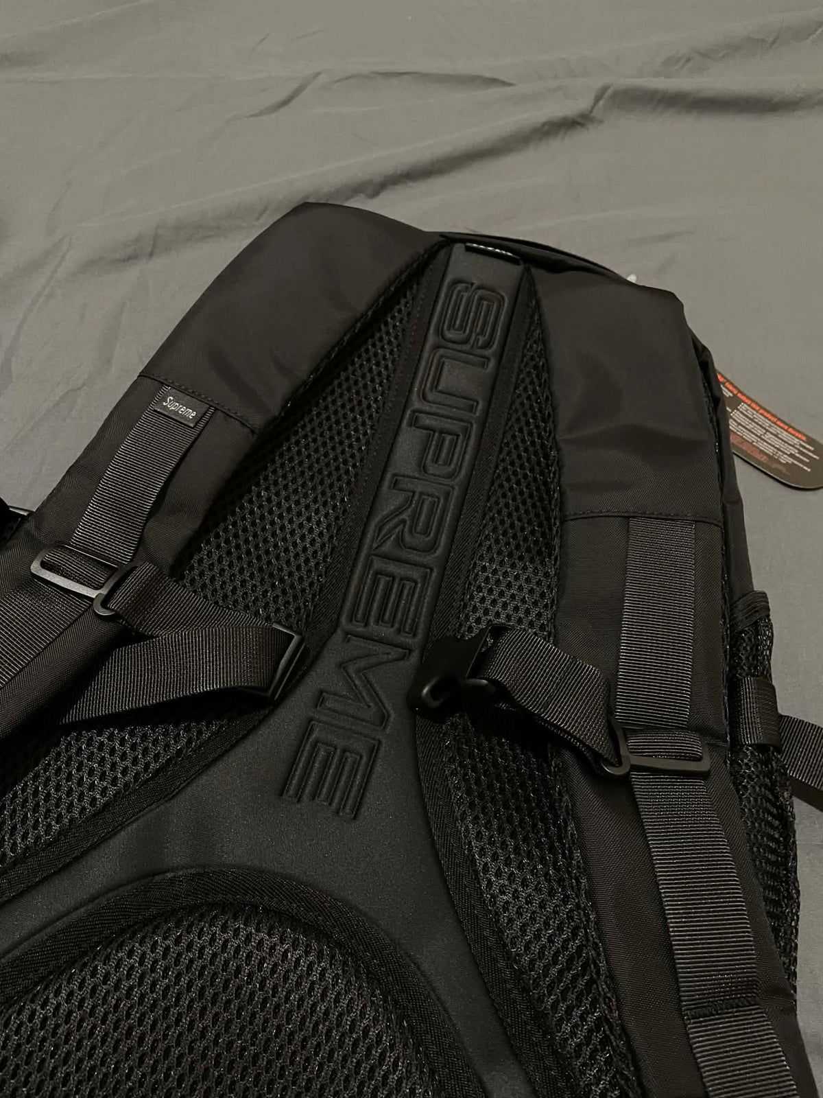 Supreme Logo Backpack Black - FW23 (ON-HAND)
