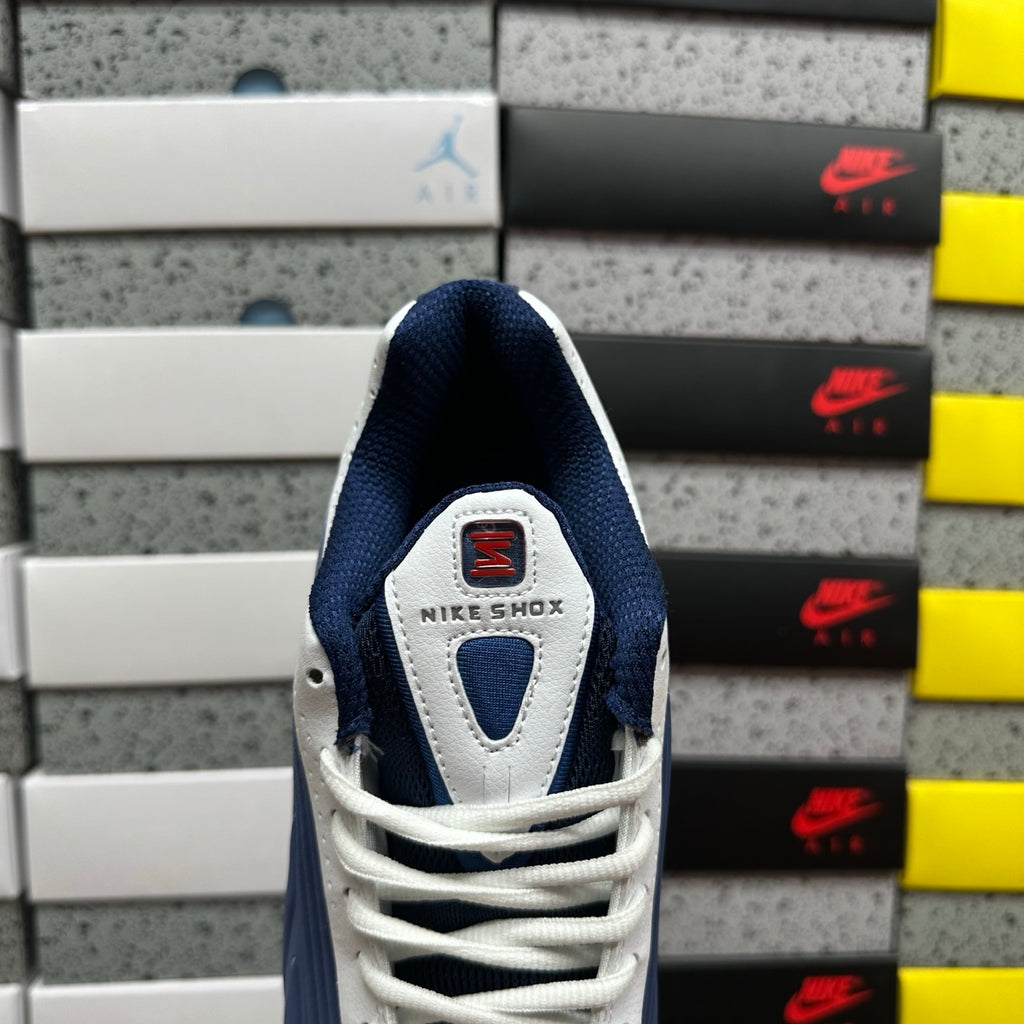 Nike Shox R4 USA