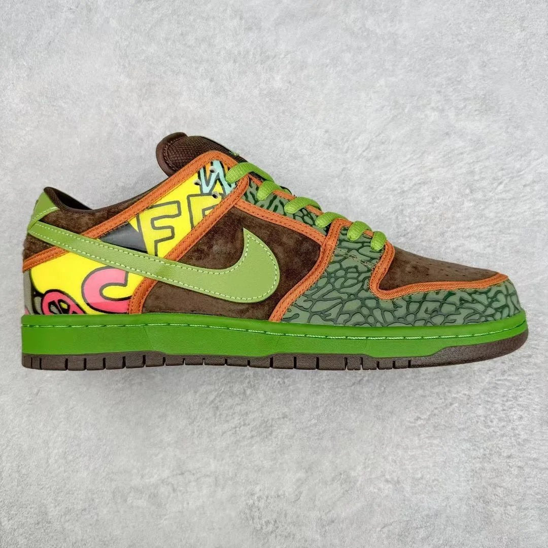 Nike SB Dunk Low "De La Soul"